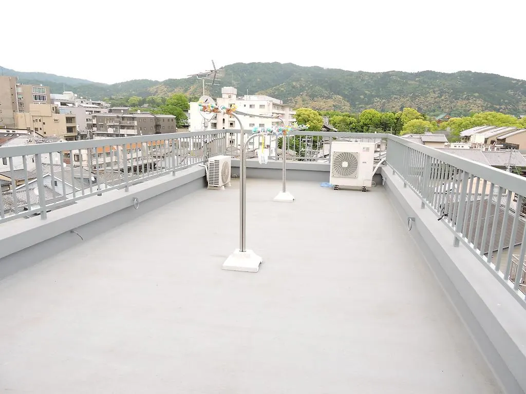Kyoto Guest House Ninja